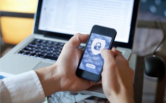 iSignthis onboards four major merchants to ISXPay and raises book value by A$310 million