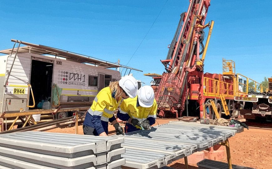 Kairos Minerals Strengthens Gold Resource Potential at Mt York with Main Hill Drilling Results