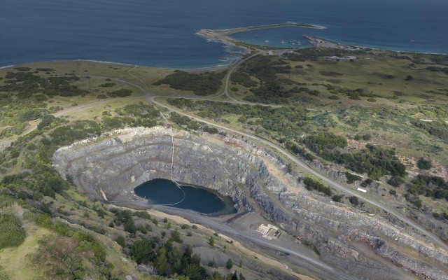 King Island Scheelite tackles supply chain problems, brings forward plant equipment buys