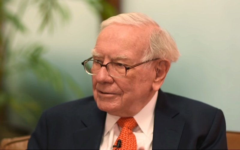 Learning investment strategies from Warren Buffett’s shareholder letters