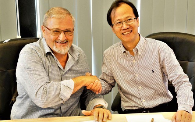 Lithium Australia teams up with Chinese battery producer to sell lithium-ion batteries into Australia