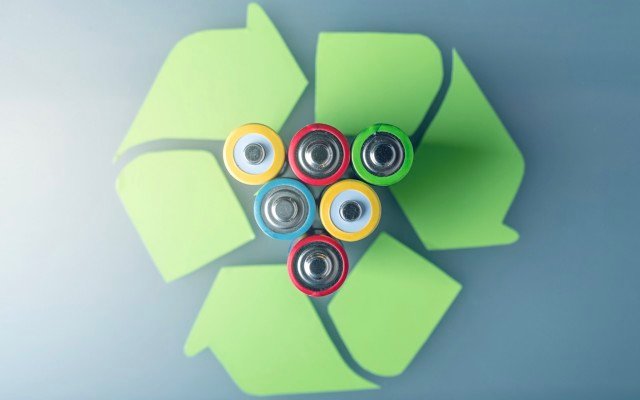 Lithium Australia surges into lithium-ion battery recycling with Envirostream partnership