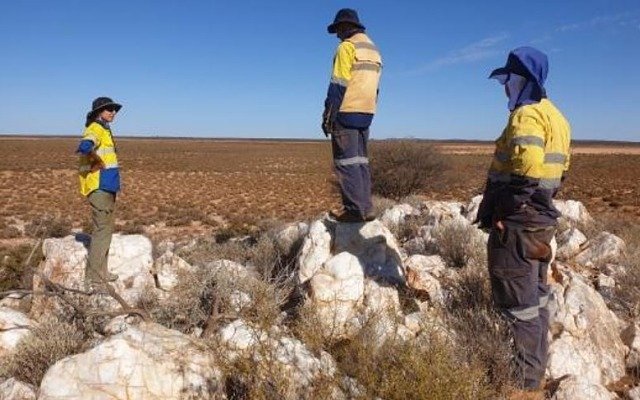 Lithium Consolidated finds gold anomaly at Warriedar base metals project