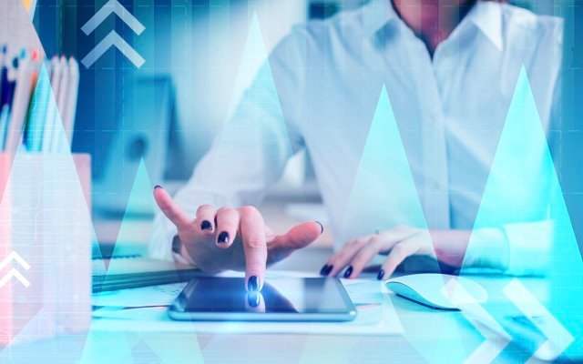 LiveTiles books three-fold growth in annual revenue