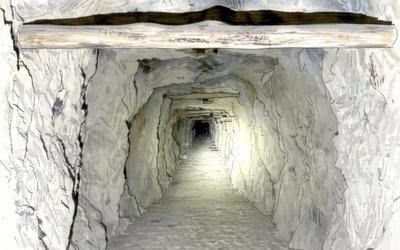 Lode Resources Unveils High-Grade Antimony Assays at Historical Magwood Mine