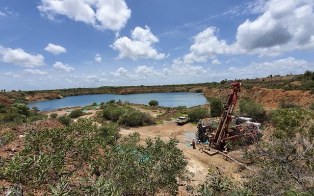 Maiden drilling at Glencoe intersects high-grade gold zones for PNX Metals