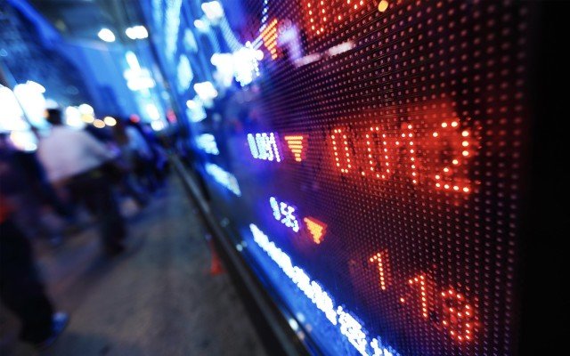 Weekly review: Markets plunge, China and Japan ditch US dollar, AMP hits record low