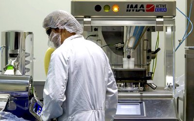 Mayne Pharma board backs $672 million takeover bid from Cosette Pharma