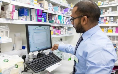 MedAdvisor’s digital medication platform endorsed by UK pharmacy group as solution of choice for members