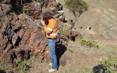 Mt Rhine returns high grade copper and gold for Hillgrove Resources
