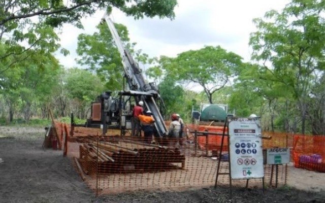 Mustang Resources unearths huge wide and high-grade graphite and vanadium at Caula