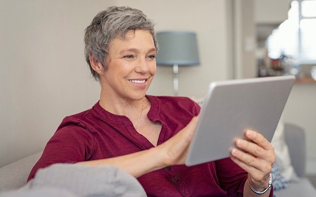 Nanoveu’s third generation vision correcting smartphone and tablet lenses surpass previous versions