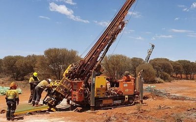 NTM Gold intersects further ‘outstanding’ gold during shallow drilling at Hub