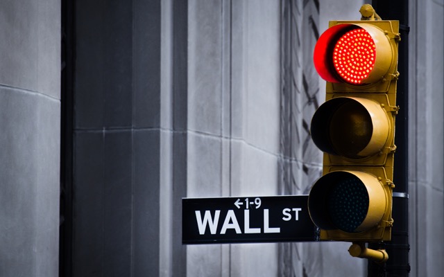 Weekly review: Powell worries ruin chances of a sixth weekly rise