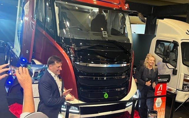 Pure Hydrogen launches Australia’s first hydrogen fuel cell prime mover