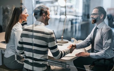 QuickFee sets lending and client acquisition record as professional payments market continues to thrive