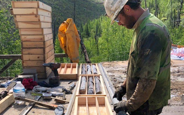 Resolution Minerals begins airborne geophysical surveys to hone-in on 64North gold targets