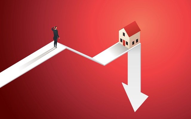 Rising rates see banks turn bleak on property, NAB predicts 20% fall