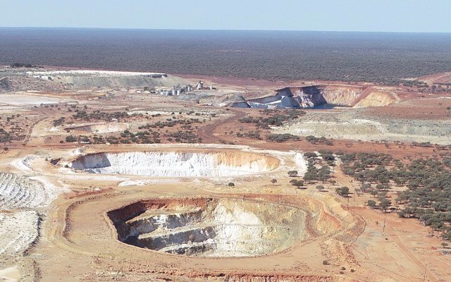 Rox Resources reports more shallow, high grade gold at Youanmi