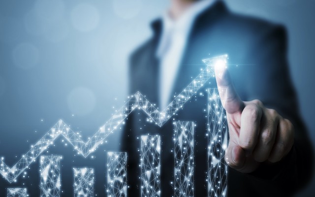 Spectur closes the financial year with strong revenue and performance metrics