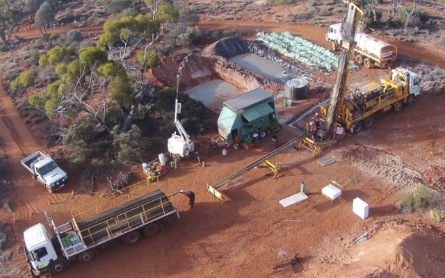 Speculation mounts Legend Mining has made a Nova-style nickel discovery at Rockford – nearby explorers rally