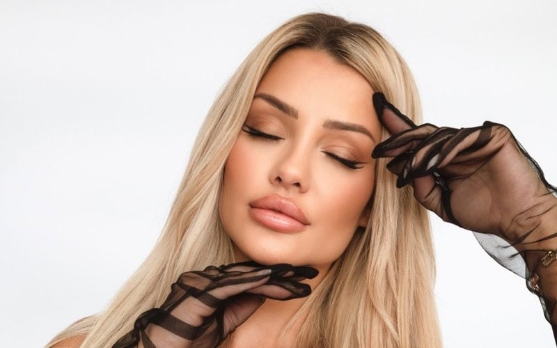 Stormeur IPO to expand non-surgical cosmetics empire