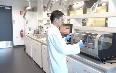 Strategic Elements demonstrates scaling of self-charging battery technology