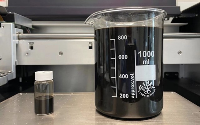 Strategic Elements powers forth with self-charging graphene oxide battery technology