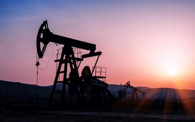 Strike Energy prepares for Warrego well spud, Petrel Energy closes in on merger