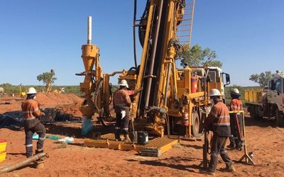 Tennant Minerals doubles strike length of Bluebird copper-gold discovery