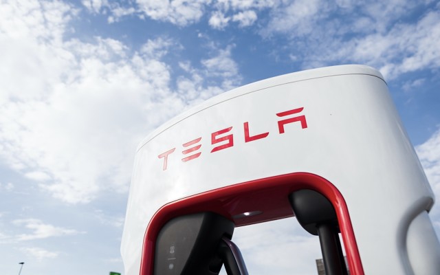 Tesla waves a $1b cheque in Australian miners’ faces, urges local battery metals processing