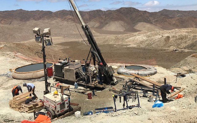 Tesoro Resources hits visible gold in Chile, says find is game changing