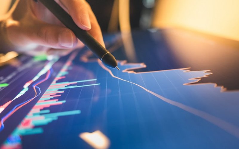 Time for small traders to make some money