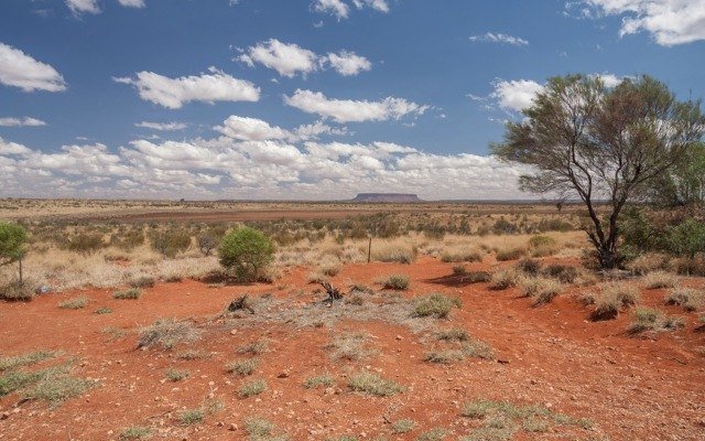 Trek Metals increases cobalt and lithium ground with grant of Arunta tenements