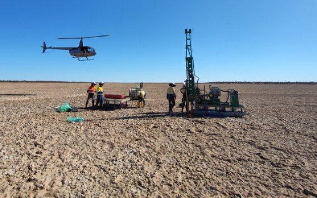 Trigg Mining expands footprint at Lake Throssell potash project, commences rights trading