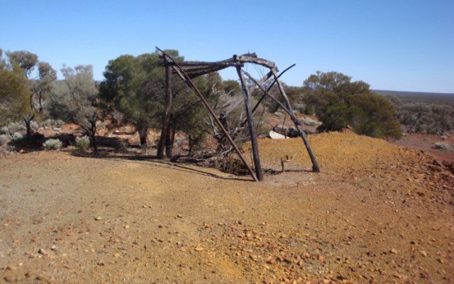 Venus Metals hits high grade gold at historic Sandstone project