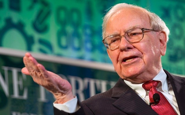 Warren Buffett blazes a trail through the oil field