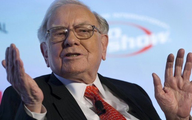 Warren Buffett’s cash pile is a lesson for all investors