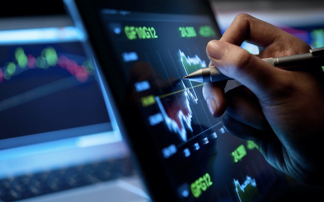 Weekly review: Aussie market finally crawls off the mat