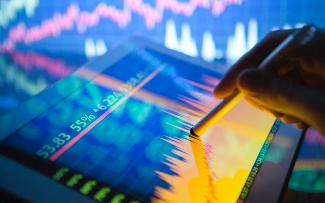 Weekly review: buyers swoop on the ASX despite gloomy signals