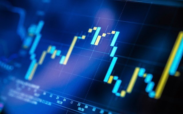 Weekly review: RBA keeps rates on hold, retail sales fall as coronavirus impact infiltrates major businesses