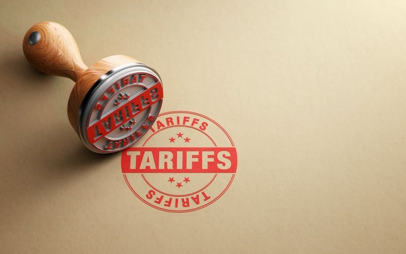 Weekly wrap: tariff wars force banks to fall