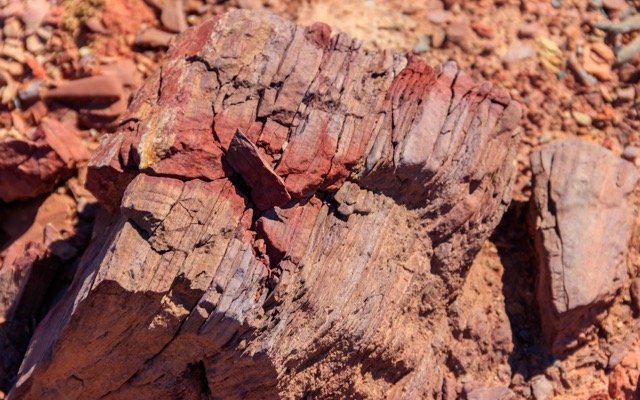 Zenith Minerals sells Vivash Gorge iron ore project to Alien Metals